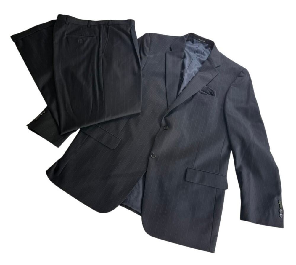 Claiborne Concepts Mens 46L 2 Piece Wool Suit Navy Pinstripe 40x32 Classic Fit